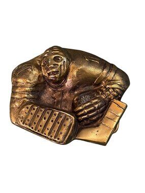 Vintage Hockey Player Belt Buckle The Great American Buckle Co 1981 Serial 801 U